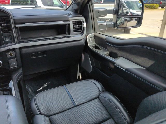 Certified 2025 Ford F250 Platinum w/ Tremor Off-Road Package AWD/4WD image 17