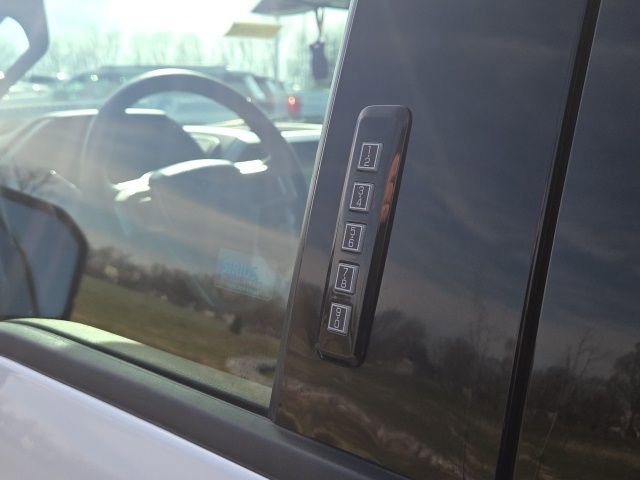 Certified 2017 Ford F150 Lariat w/ Equipment Group 502A Luxury image 20