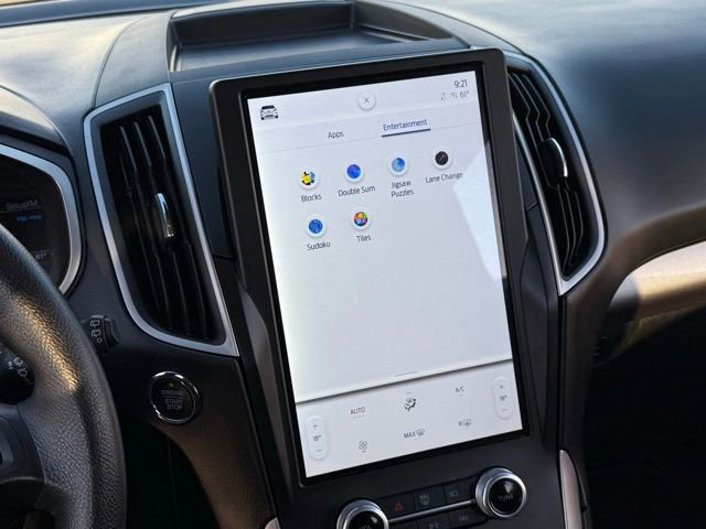 Certified 2021 Ford Edge SE image 35