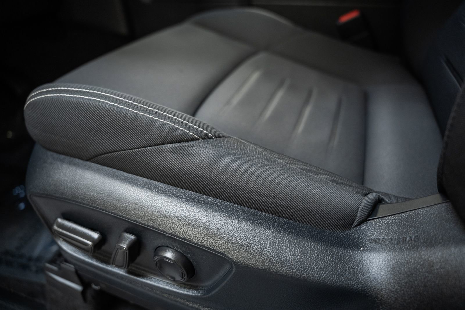 Used 2024 Toyota Tacoma TRD Off-Road image 45