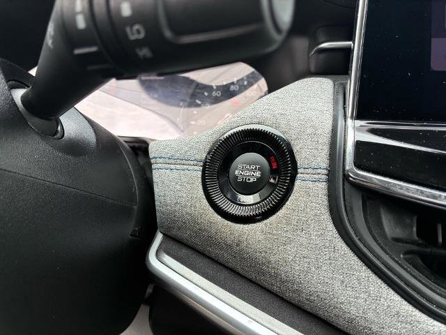 Used 2022 Jeep Compass Latitude w/ Sun and Sound Group image 21