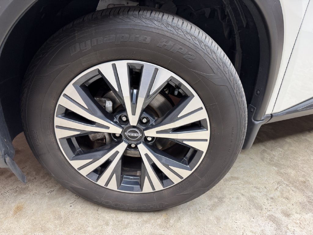 Used 2023 Nissan Rogue SV w/ SV Premium B Package AWD/4WD image 28