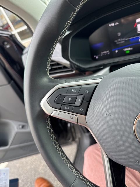 Used 2024 Volkswagen Taos S image 28