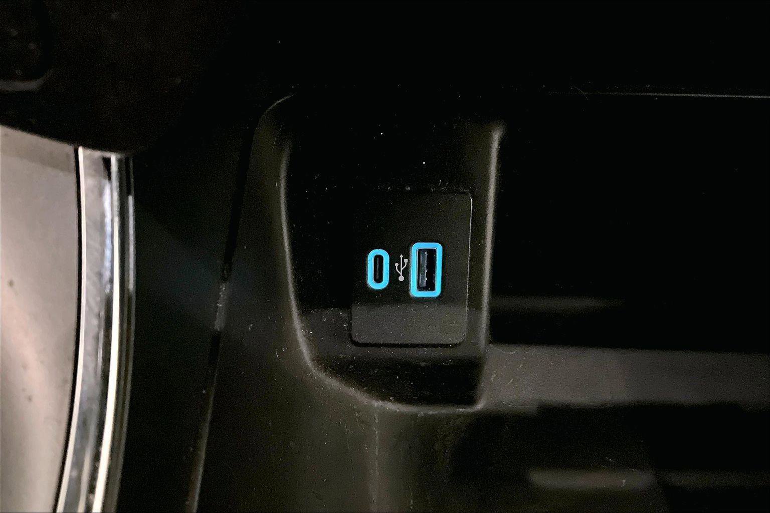 Certified 2021 Ford F150 XLT w/ Equipment Group 301A Mid image 31