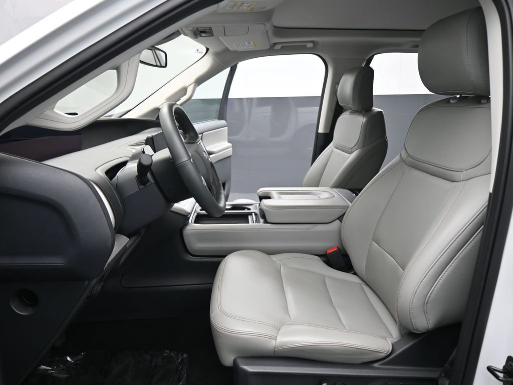 Certified 2025 Ford Expedition Max Active image 10