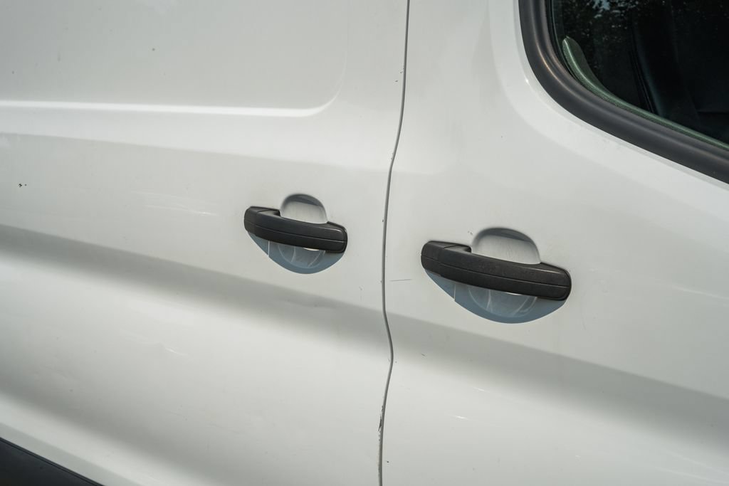 Certified 2022 Ford Transit 250 148 High Roof Extended RWD image 21