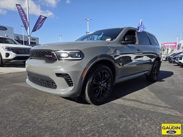 Used 2025 Dodge Durango GT AWD/4WD image 3
