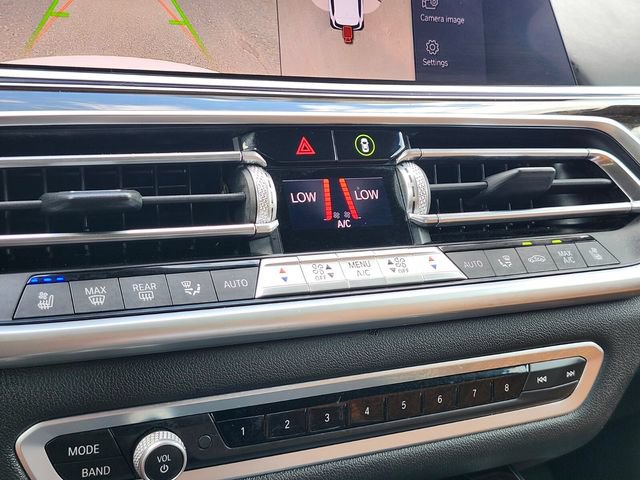 Used 2019 BMW X5 xDrive50i w/ M Sport Package AWD/4WD image 22