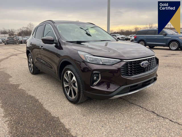 Certified 2023 Ford Escape Platinum image 1