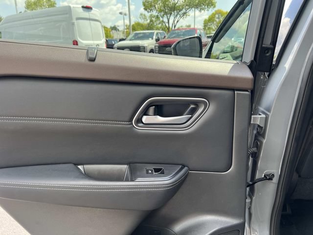 Used 2021 Nissan Rogue SL w/ Premium Package FWD image 34