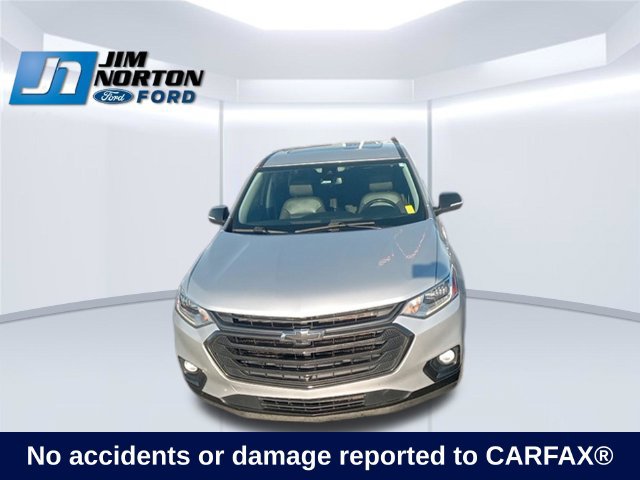 Used 2021 Chevrolet Traverse Premier w/ Redline Edition FWD image 3