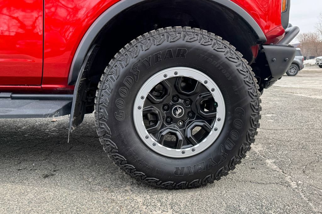 Certified 2024 Ford Bronco Black Diamond w/ Sasquatch Package image 14