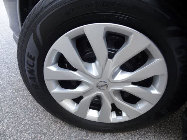 Used 2018 Nissan Rogue S FWD image 28
