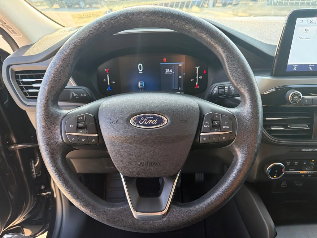 Certified 2025 Ford Escape Active FWD image 17