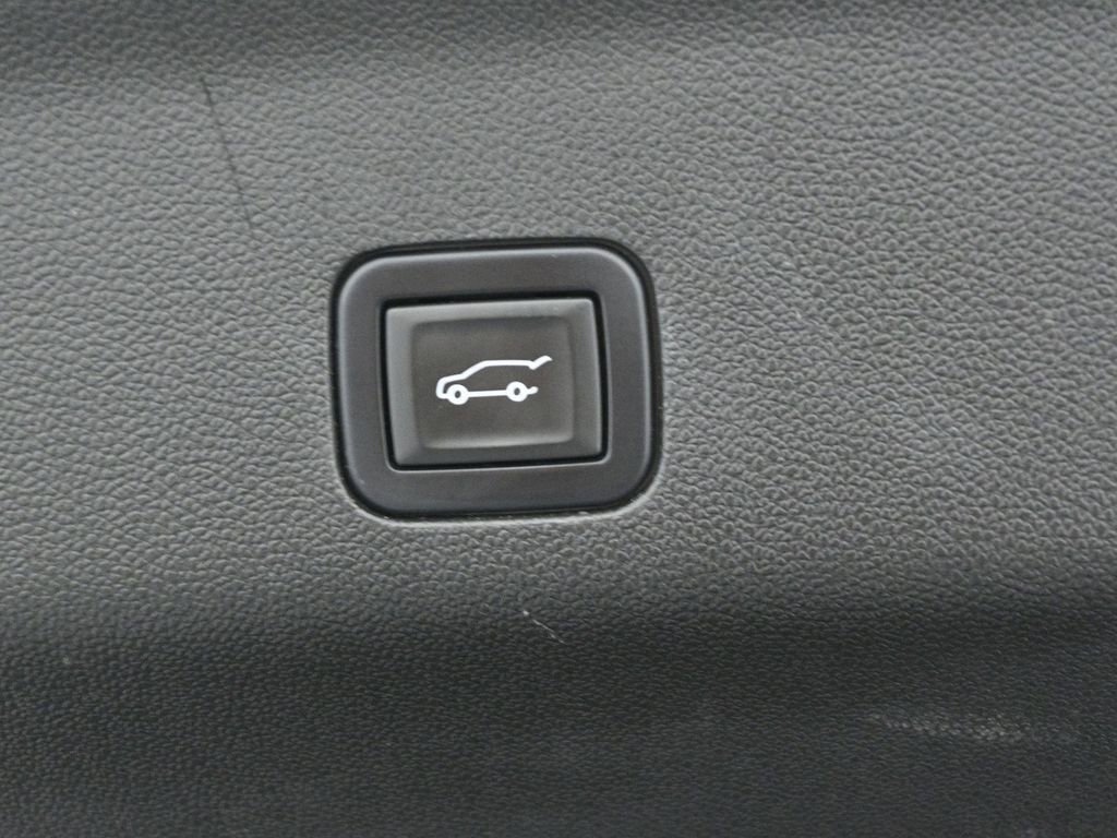 Used 2021 GMC Yukon AT4 w/ Rear Media and Nav Package image 30