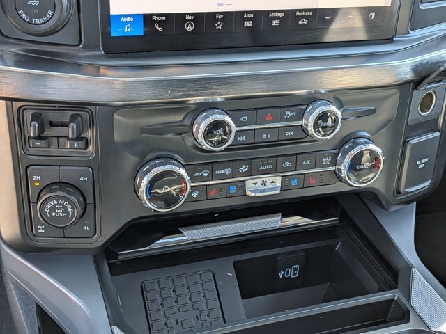 Certified 2025 Ford F250 Lariat w/ Lariat Ultimate Package AWD/4WD image 23