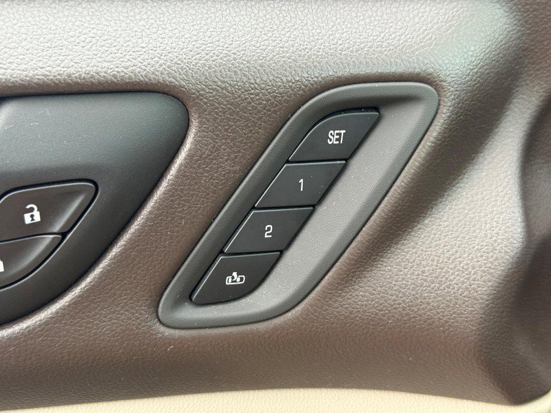 Used 2017 GMC Acadia Denali w/ Technology Package image 29