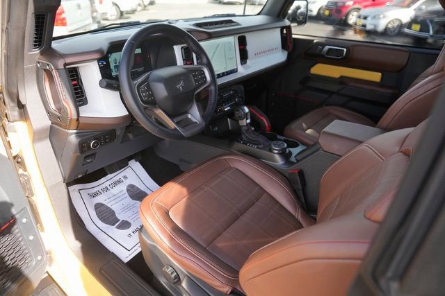 Certified 2024 Ford Bronco Heritage Edition image 8