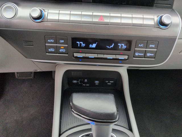 Used 2024 Hyundai Kona SEL AWD/4WD image 33