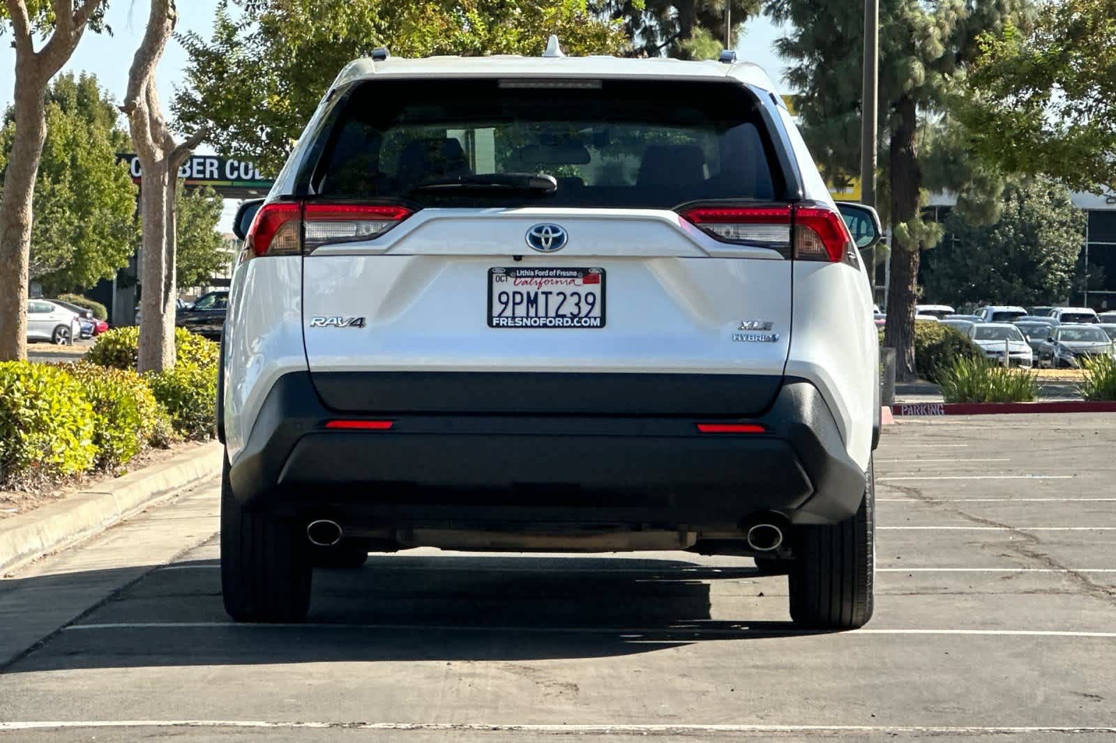 Used 2024 Toyota RAV4 XLE Premium w/ Weather Package AWD/4WD image 8