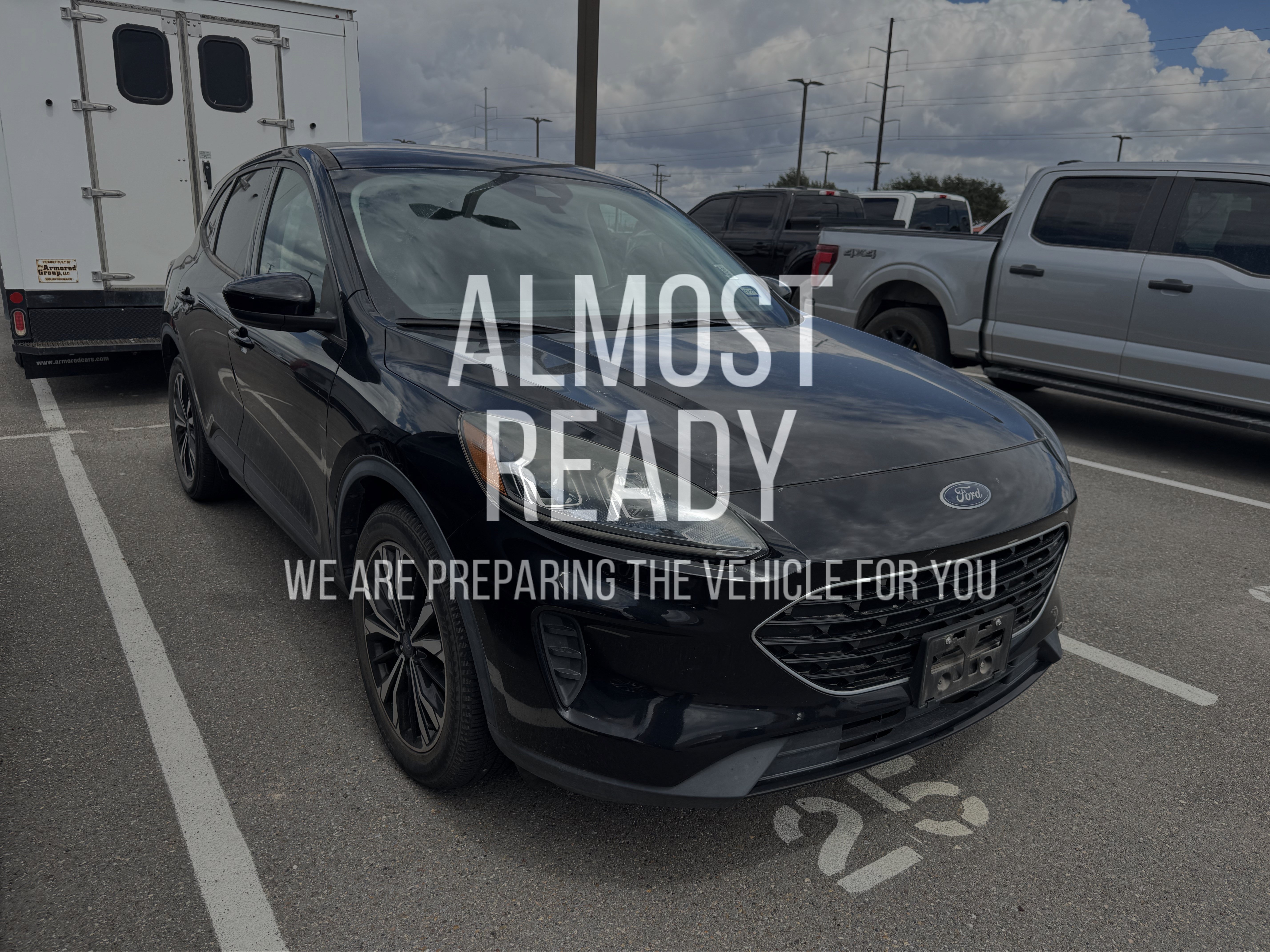 Certified 2022 Ford Escape SE w/ SE Sport Appearance Package FWD image 5