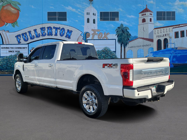 Certified 2017 Ford F350 Platinum w/ Platinum Ultimate Package AWD/4WD image 3