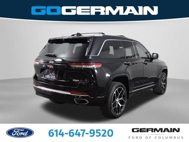 Used 2022 Jeep Grand Cherokee Summit AWD/4WD image 9