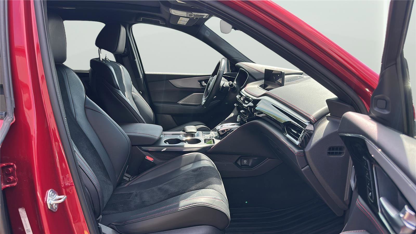 Used 2024 Acura MDX A-Spec image 14