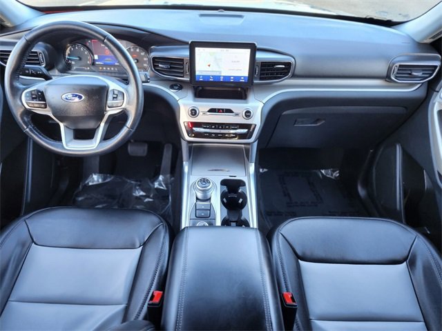 Certified 2022 Ford Explorer XLT w/ Equipment Group 202A image 12