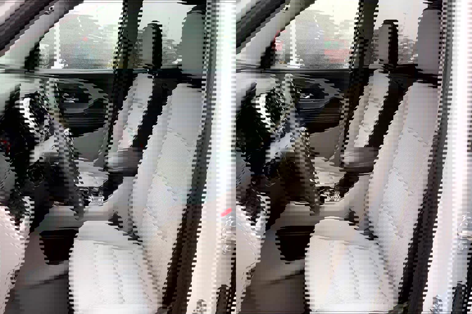 Used 2022 GMC Terrain SLE w/ Driver Convenience Package image 9