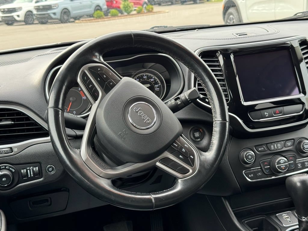 Used 2020 Jeep Cherokee Limited FWD image 23