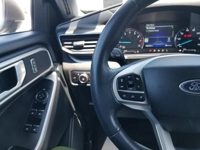 Certified 2023 Ford Explorer XLT w/ Equipment Group 202A AWD/4WD image 27