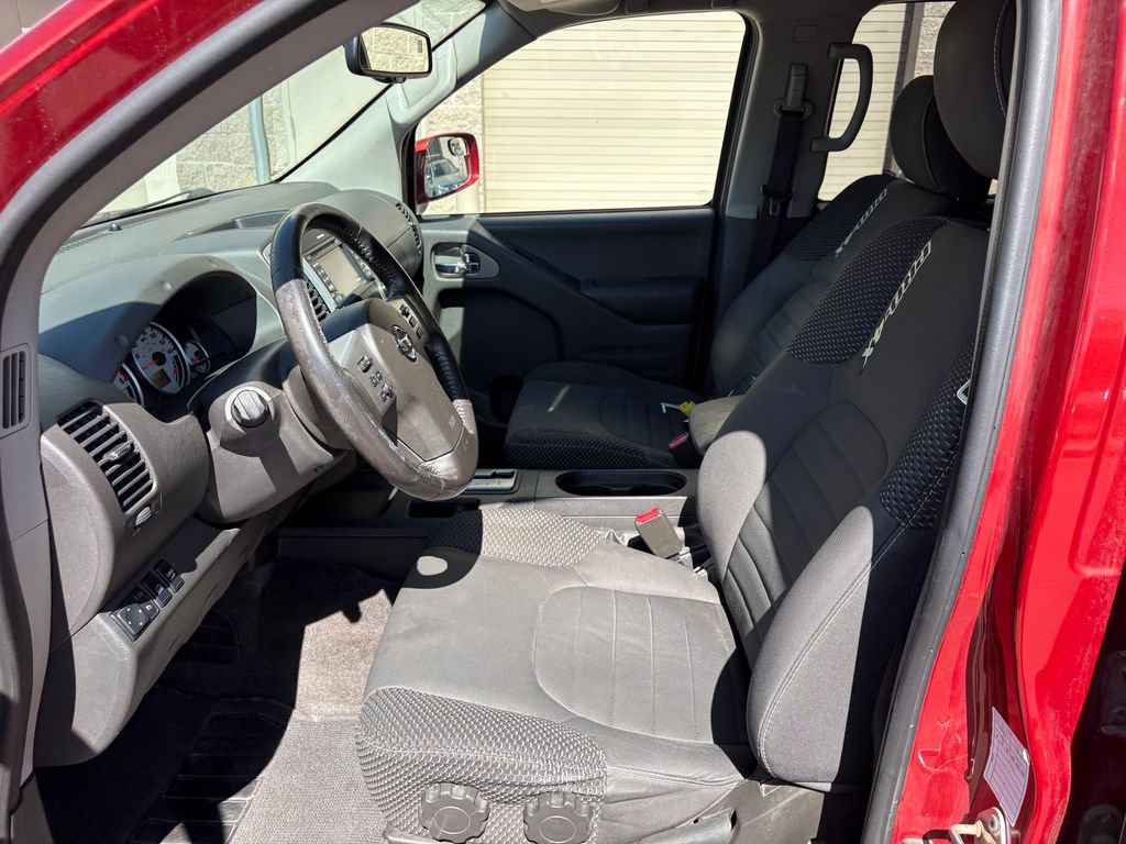 Used 2018 Nissan Frontier PRO-4X AWD/4WD image 18