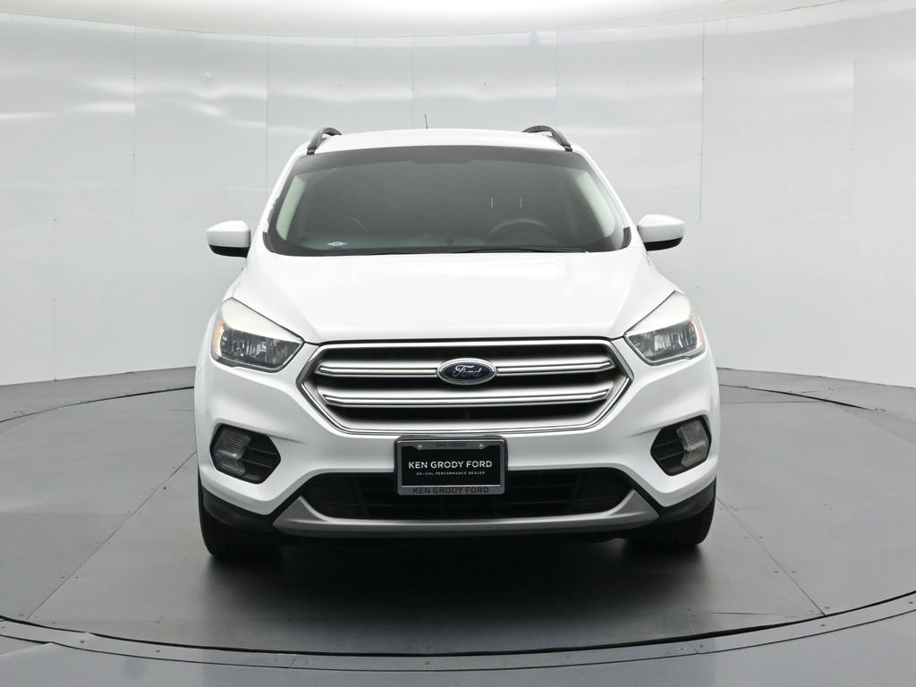 Certified 2018 Ford Escape SE FWD image 22