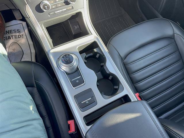 Certified 2023 Ford Edge SEL w/ Convenience Package AWD/4WD image 9