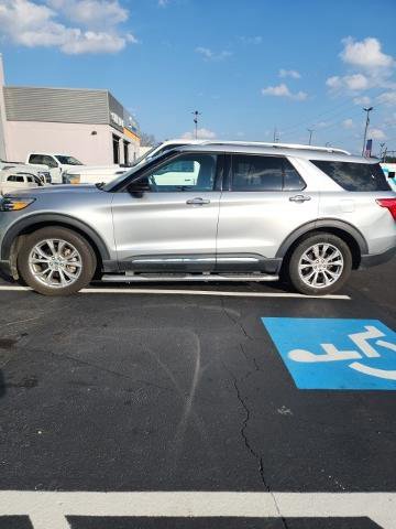 Certified 2020 Ford Explorer Limited image 3