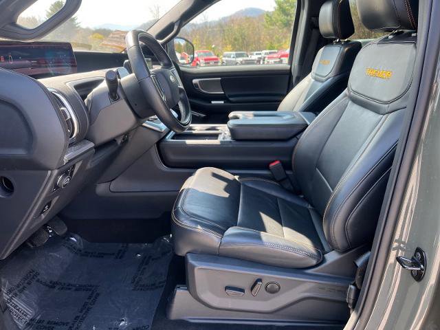 Certified 2025 Ford Expedition Tremor image 17