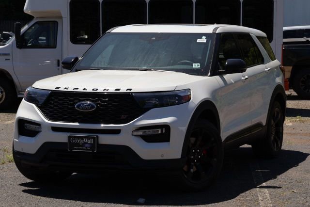 Certified 2022 Ford Explorer ST w/ Equipment Group 401A AWD/4WD image 1