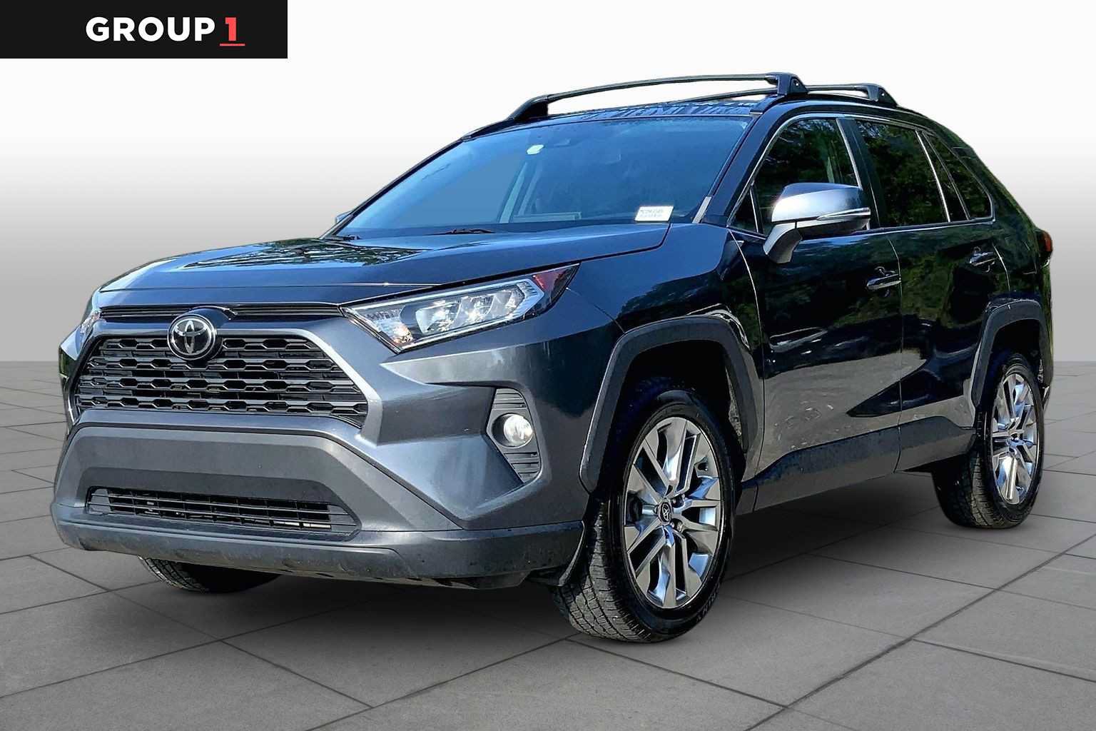 Used 2021 Toyota RAV4 XLE Premium FWD image 1