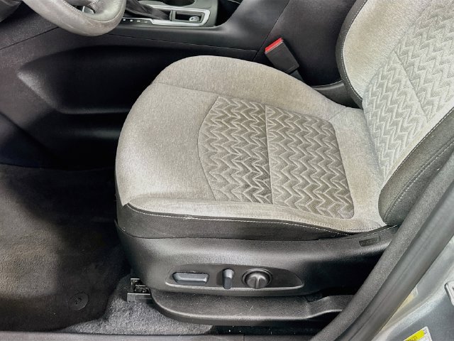 Used 2024 Chevrolet Equinox LS w/ LS Convenience Package FWD image 24