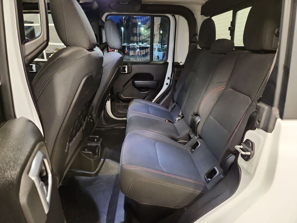 Used 2022 Jeep Gladiator Rubicon w/ Trailer Tow Package image 9