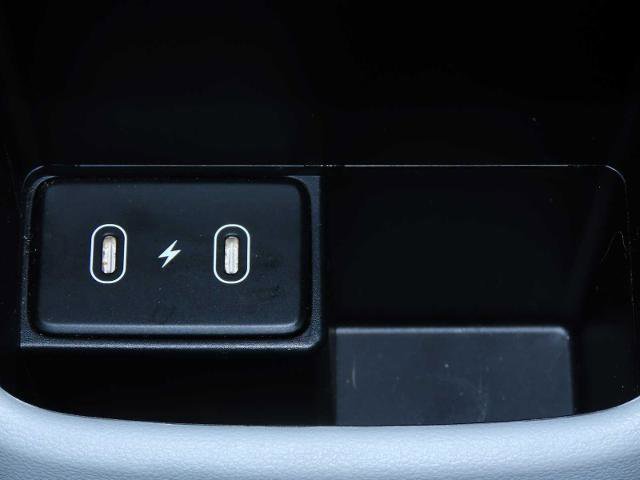 Used 2025 Hyundai Kona SEL image 24