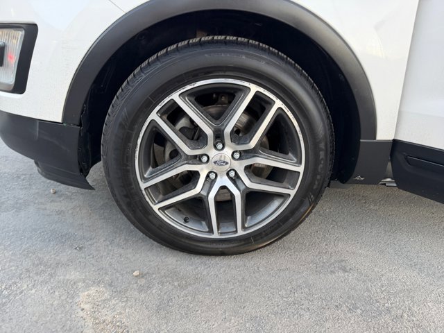 Certified 2017 Ford Explorer Sport w/ Equipment Group 401A image 27