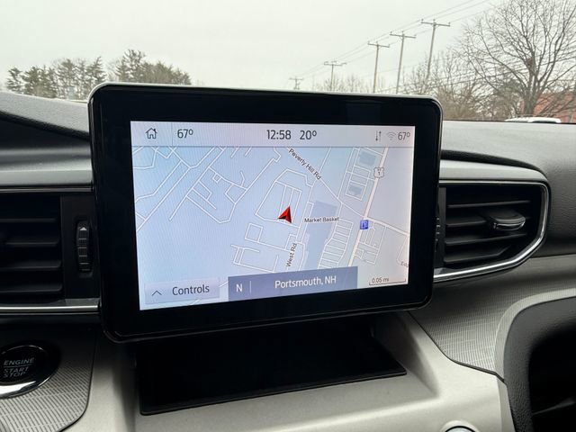 Certified 2022 Ford Explorer XLT w/ Equipment Group 202A image 15