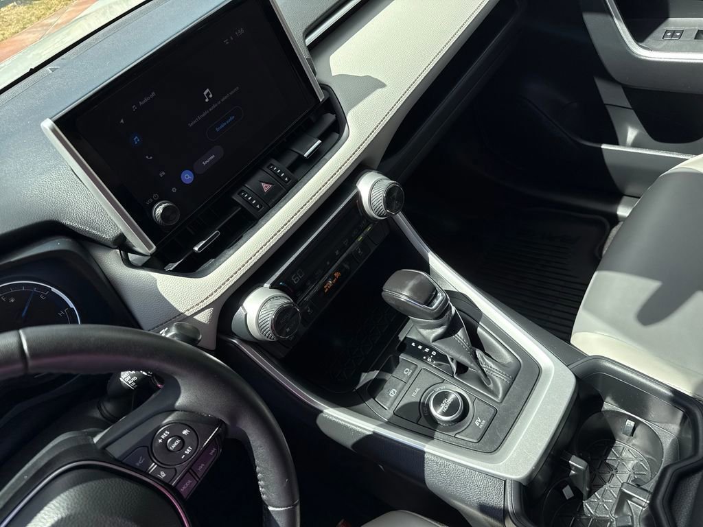 Used 2025 Toyota RAV4 XLE Premium w/ Weather Package AWD/4WD image 18