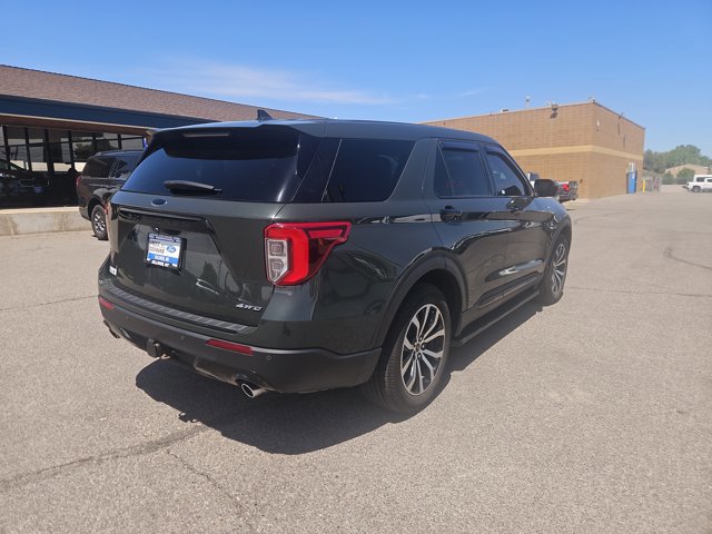 Certified 2022 Ford Explorer ST-Line w/ Class IV Trailer Tow Package AWD/4WD image 5