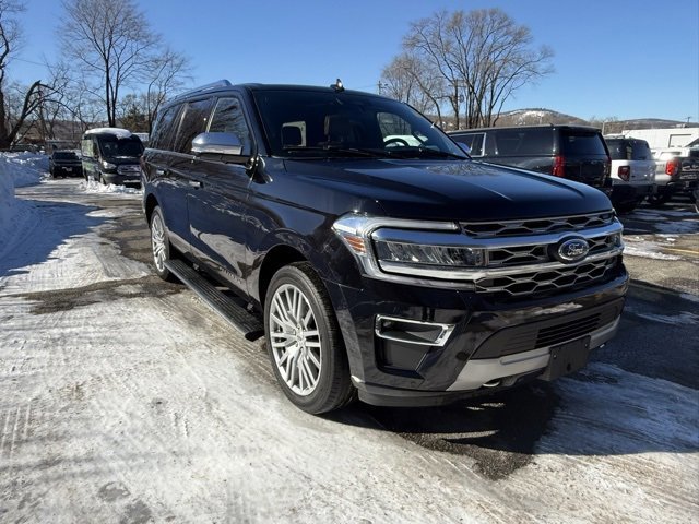 Certified 2023 Ford Expedition Platinum image 7