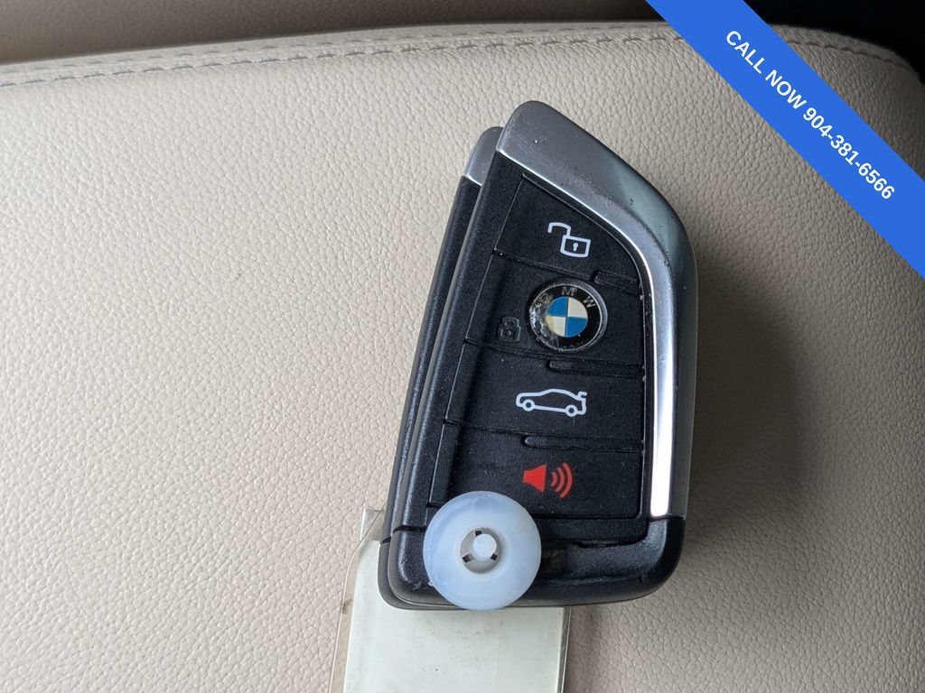 Used 2020 BMW X3 xDrive30e w/ Executive Package AWD/4WD image 34