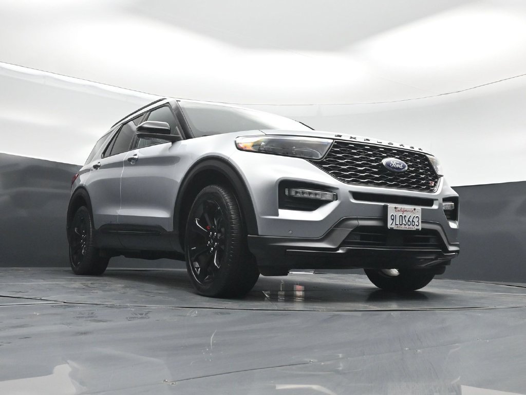 Certified 2023 Ford Explorer ST w/ Equipment Group 401A AWD/4WD image 48