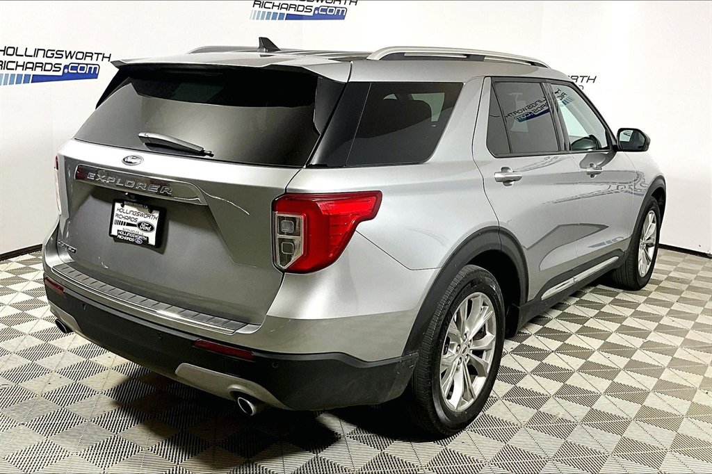 Certified 2024 Ford Explorer Limited image 9